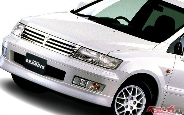 シャリオグランディスの快挙を知ってるか 爆発的に売れるもなぜ絶版に 自動車情報誌 ベストカー シャリオグランディスの快挙を知ってるか 爆発的に売れるもなぜ絶版に 自動車情報誌 ベストカー