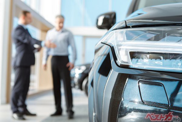 予約開始前に予約している ディーラーで特別扱いされるカスタマーの実情 自動車情報誌 ベストカー 予約開始前に予約している ディーラーで特別扱いされるカスタマーの実情 自動車情報誌 ベストカー