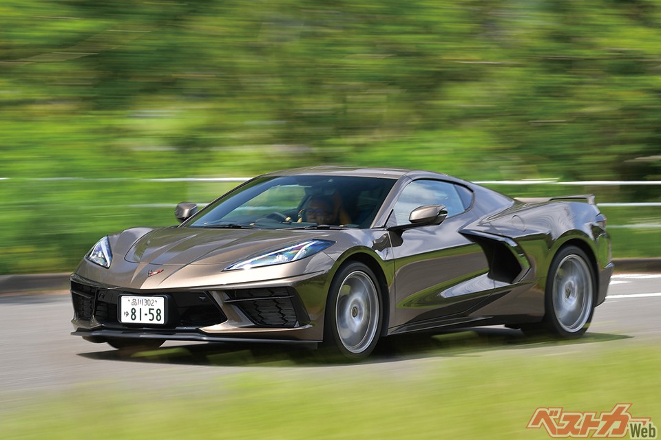 69年続いたFRからミドシップへ転換したコルベット。賛否両論あるがコルベットらしさは守られている