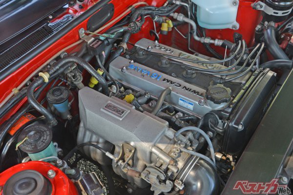 トヨタ スプリンター・トレノ1600GT APEXのエンジン