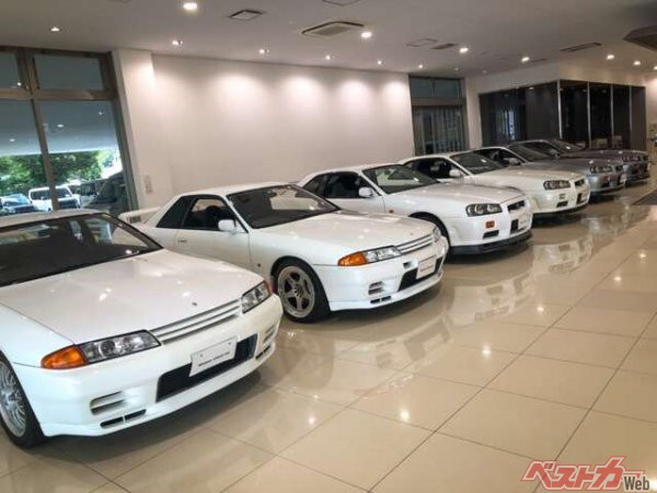 ここは1990年代スポーツの桃源郷か!? 奈良日産登美ヶ丘店に続々入る国産ネオヒストリックモデル!