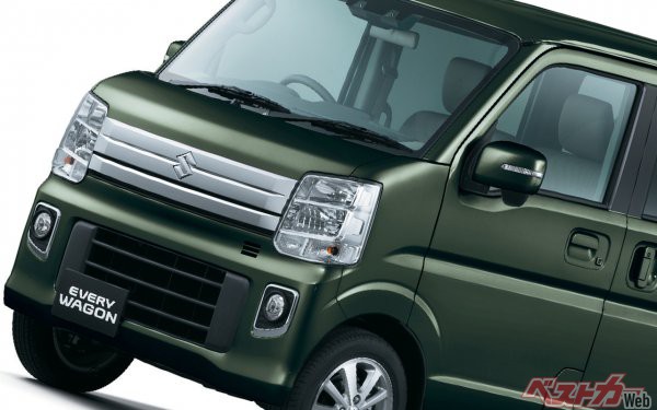 軽キャンほぼエブリイ説は本当か サイズが一緒なのにスズキがキャンパーからウケているワケ 自動車情報誌 ベストカー 軽キャンほぼエブリイ説は本当か サイズが一緒なのにスズキがキャンパーからウケているワケ 自動車情報誌 ベストカー