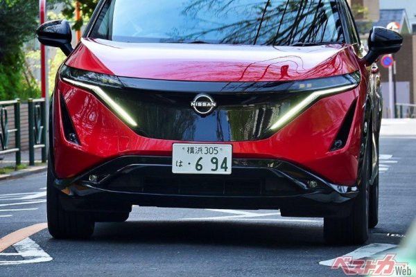 車幅1800mm超えは日本には大きすぎる 日本が求める適正サイズと大きくなり続ける車の事情 自動車情報誌 ベストカー 車幅1800mm超えは日本には大きすぎる 日本が求める適正サイズと大きくなり続ける車の事情 自動車情報誌 ベストカー