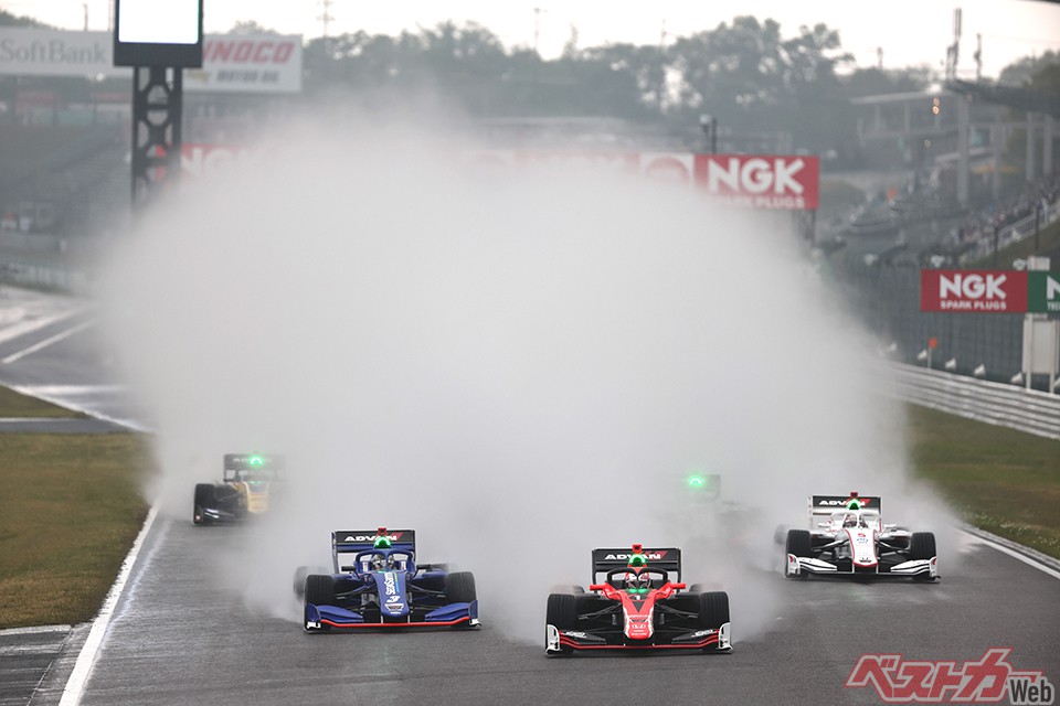 あの雨量の鈴鹿はマジで危険!! それでも走りぬいたフォーミュラドライバーの葛藤