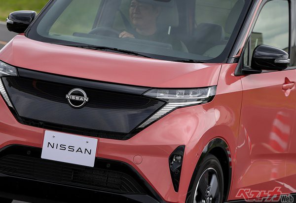 補助金引くと価格はガソリン軽並み 日産サクラ 三菱ekクラスevはもはや軽じゃない 自動車情報誌 ベストカー 補助金引くと価格はガソリン軽並み 日産サクラ 三菱ekクラスevはもはや軽じゃない 自動車情報誌 ベストカー