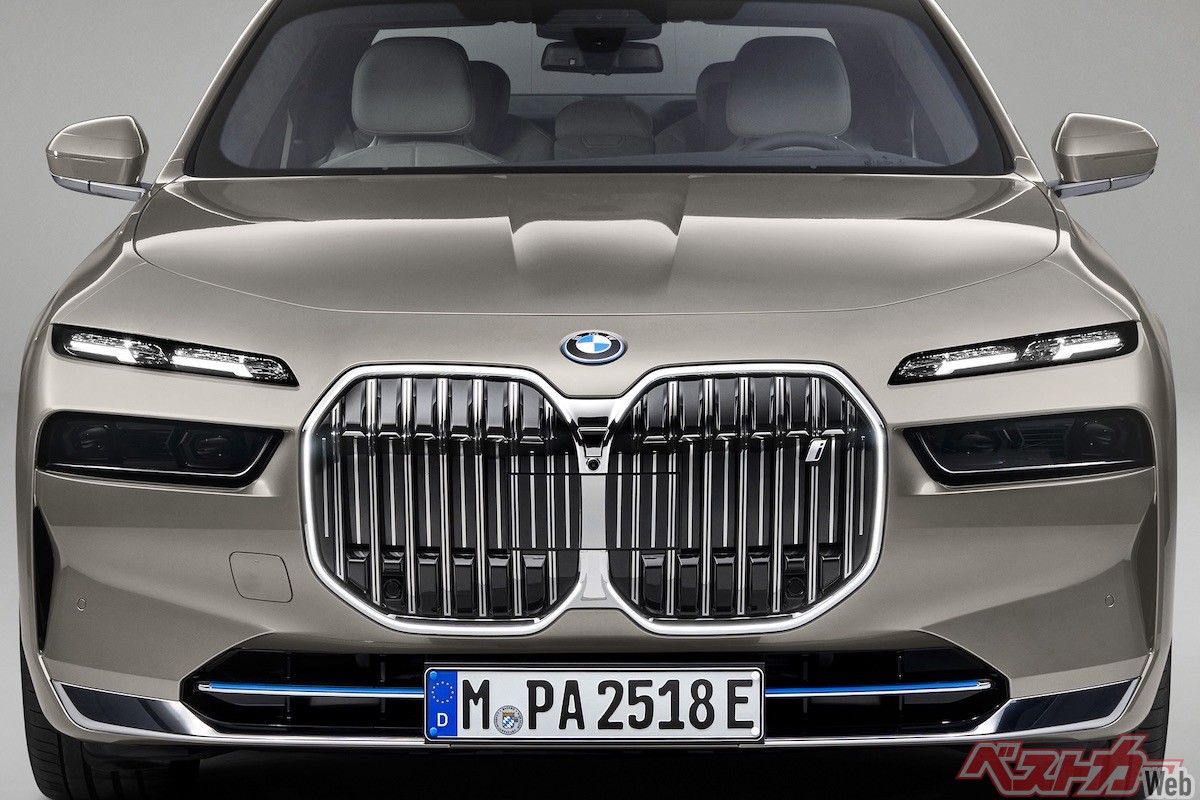えっ!? 一般ユーザーからは好評!! BMW「キドニーグリル」の存在意義