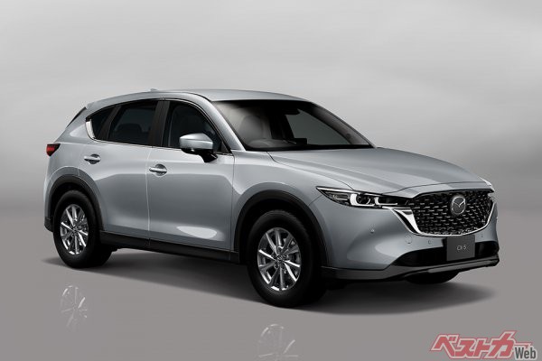 CX-60の弟分といった位置付けのマツダ CX-5。あとから登場した兄貴分が、ほとんど同価格帯。ア〜ニキ〜そりゃないよ〜……