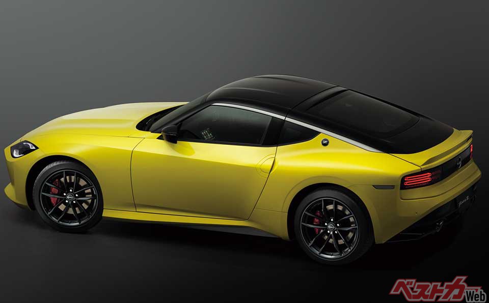 ノスタルジックな香り漂うイカヅチイエローのボディカラーはカタログモデルにも設定される