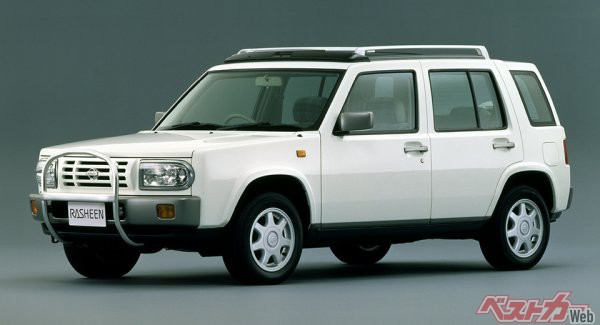 日産 ラシーン。1993年の東京モーターショーに試作車が参考出品され、1994年に発売された