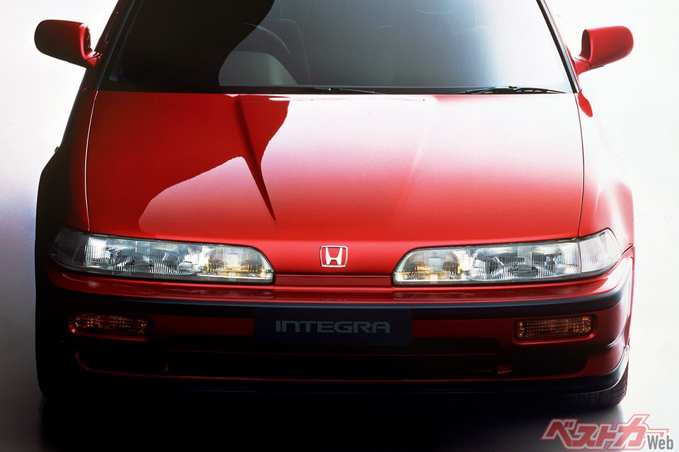 自然淘汰は必然!? こんなのいらないよね~と言われてしまった悲しき装備たち