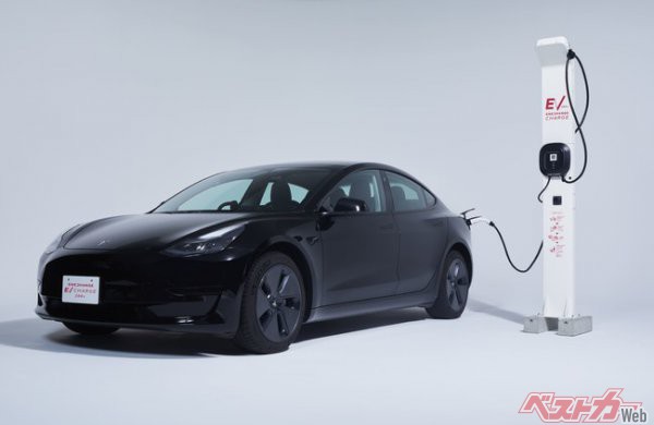 新EV充電ブランド「ENECHANGE EV CHARGE」で2027年までに3万台設置に向け最大300億円を投資