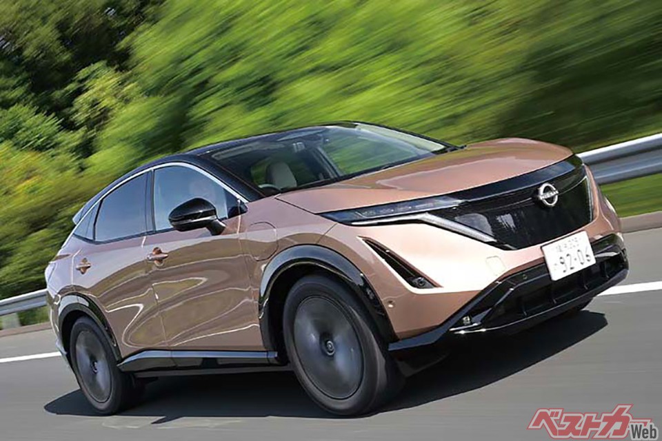 高速手放しなら日産プロパイロット2.0 新型アリアは新幹線より快適かも!?