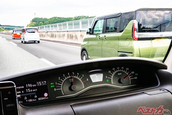 利用するなら必読 要注意 高速道路1km H区間 軽 コンパクトカーは安全 余裕で走れるか 前編 自動車情報誌 ベストカー 利用するなら必読 要注意 高速道路1km H区間 軽 コンパクトカーは安全 余裕で走れるか 前編 自動車情報誌 ベストカー