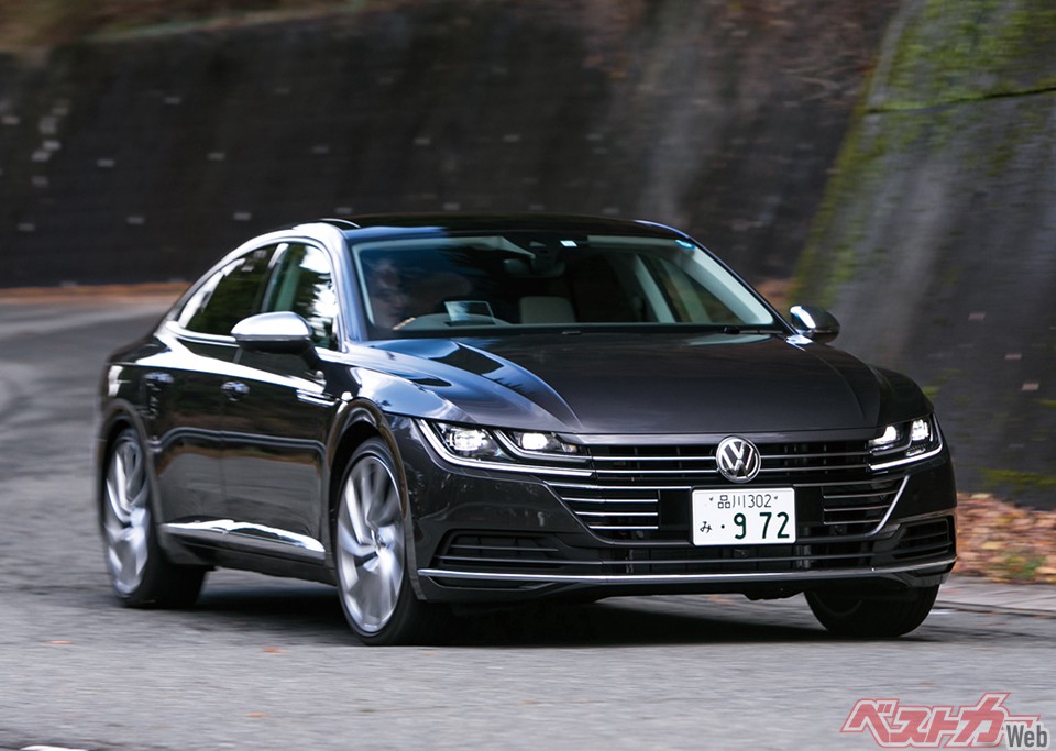 フォルクスワーゲン アルテオン。日本で買えるVWのフラッグシップ。心地いい2Lターボの走り