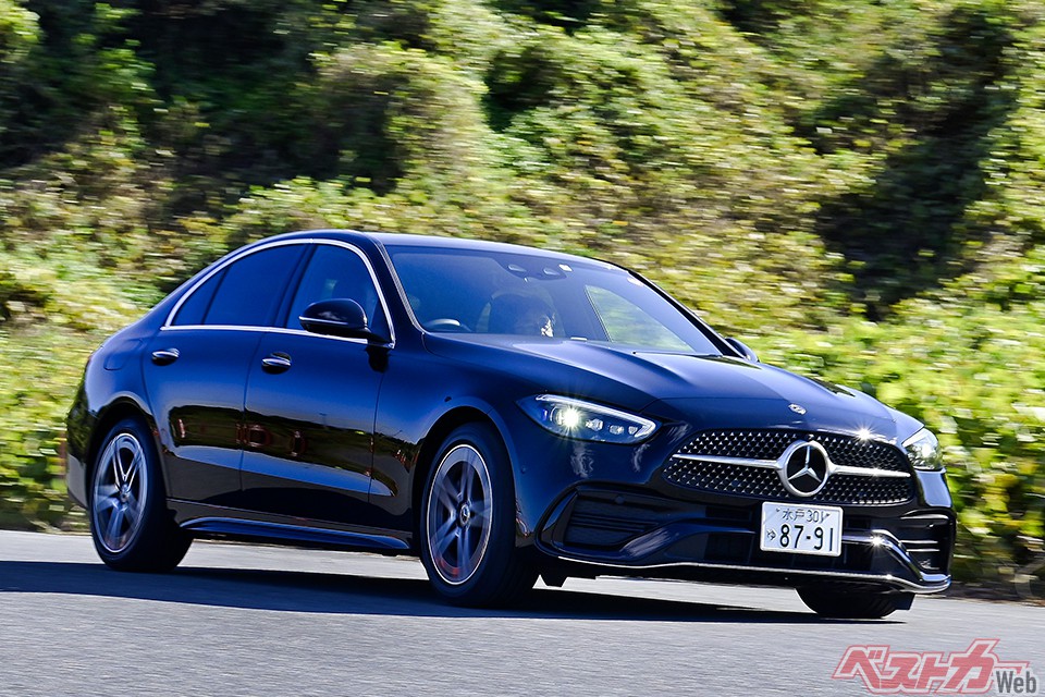 1700kgのベンツCクラスを1.5Lターボマイルドハイブリッドで軽快に走らせる