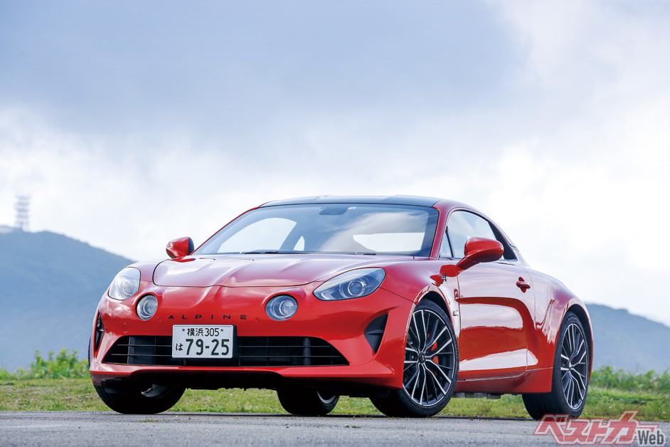 気になる価格だが、A110が811万円、A110 GTが893万円、A110 Sが897万円となる