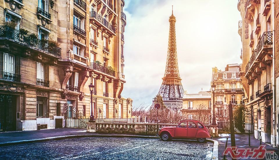 優雅で華麗なイメージがあるフランス。しかしフランスの車はそんなイメージとは正反対なのだ（AA+W＠AdobeStock ※画像はイメージです）