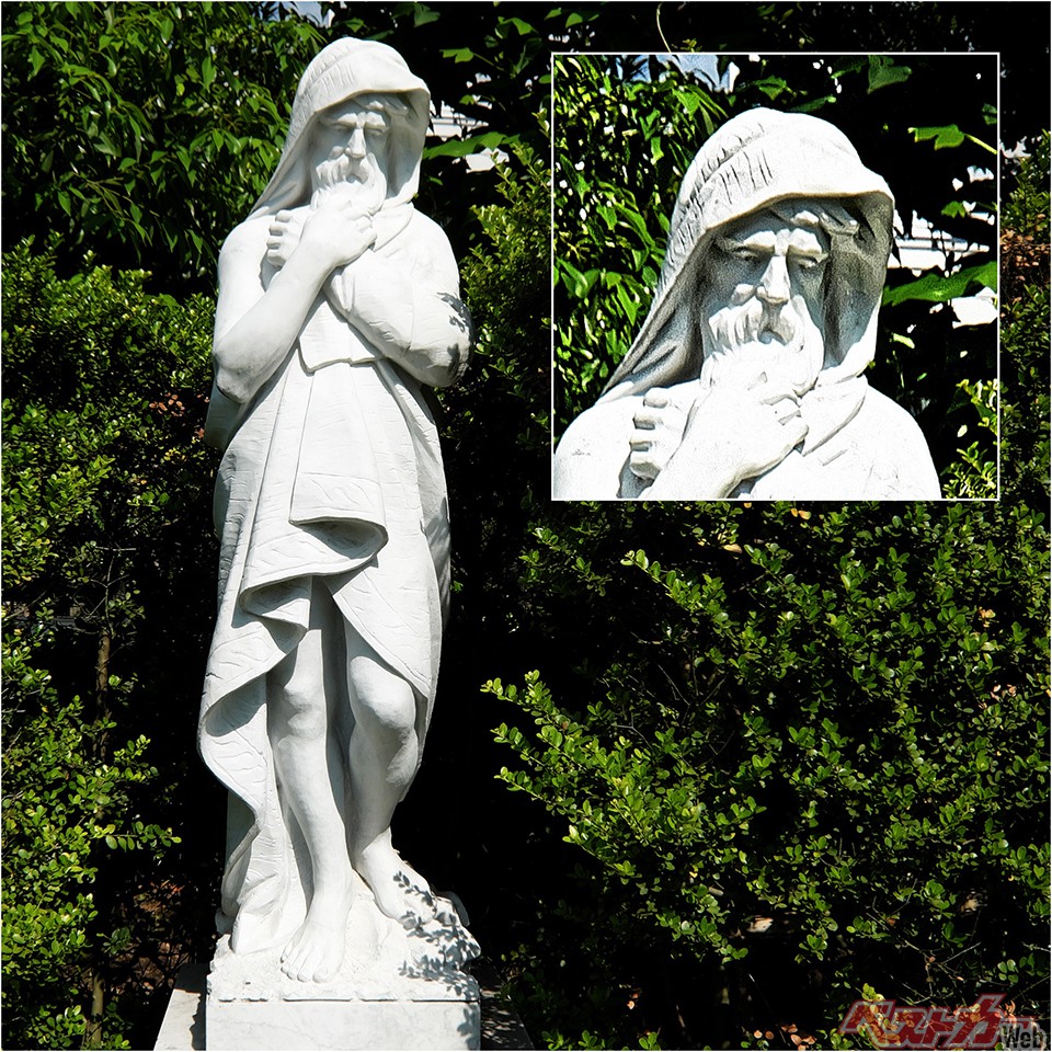 その裸婦像たちのなかに変態が如く紛れ潜む、大辻伺郎演じるヒゲゴジラそっくり像(先ほどの写真でいうと下段右から2つめ)。その状況はまるで『ハレンチ学園』!