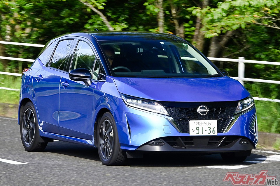 日本のコンパクトカーでも質感の高さがウリの日産 ノート。最廉価グレードでもe-POWERの走りが堪能できる