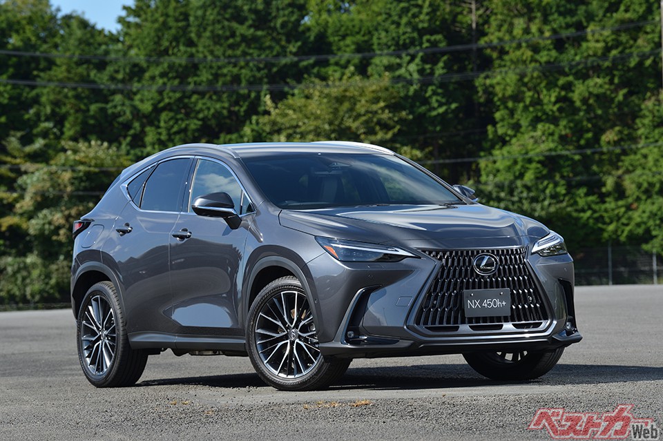 最新のレクサスSUVであるNX(写真)の引き合いは多い。旧型のオーナーが多いのも好影響