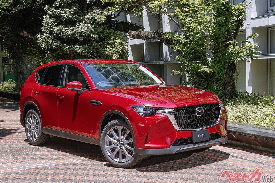 マツダのブランニューSUVのCX-60(写真)は事前受注の段階で好調に推移。今後も堅調に売れるハズ