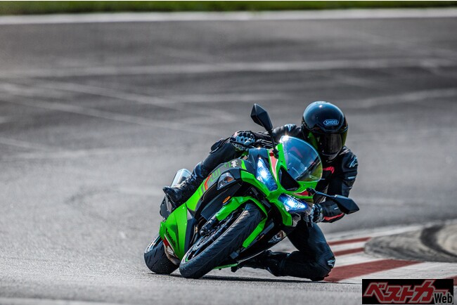ビックツインレーザーベスト カワサキから Ninja ZX-6R KRT EDITION NEWグラフィック登場