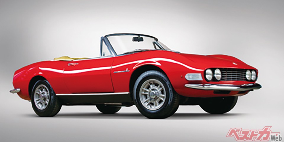 【イタリア×イタリア：ディーノのV6エンジンを搭載】フィアット ディーノスパイダー。1966年デビュー。デザインはピニンファリーナが手掛けた