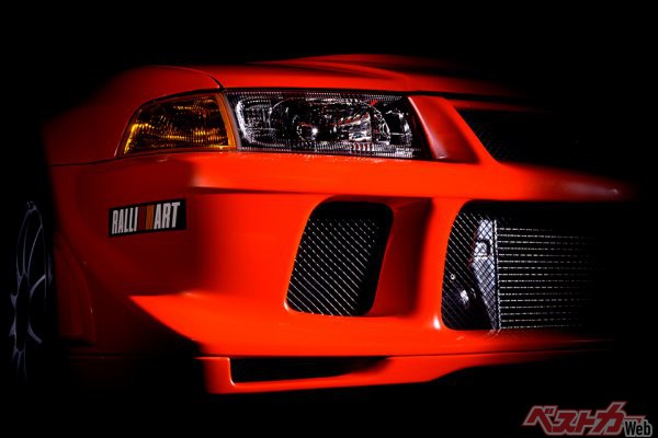 世界初の可変圧縮比2l V6ターボから考える 平成の遺産として語り継ぎたい世界が愛したターボ車5選 自動車情報誌 ベストカー 世界初の可変圧縮比2l V6ターボから考える 平成の遺産として語り継ぎたい世界が愛したターボ車5選 自動車情報誌 ベストカー