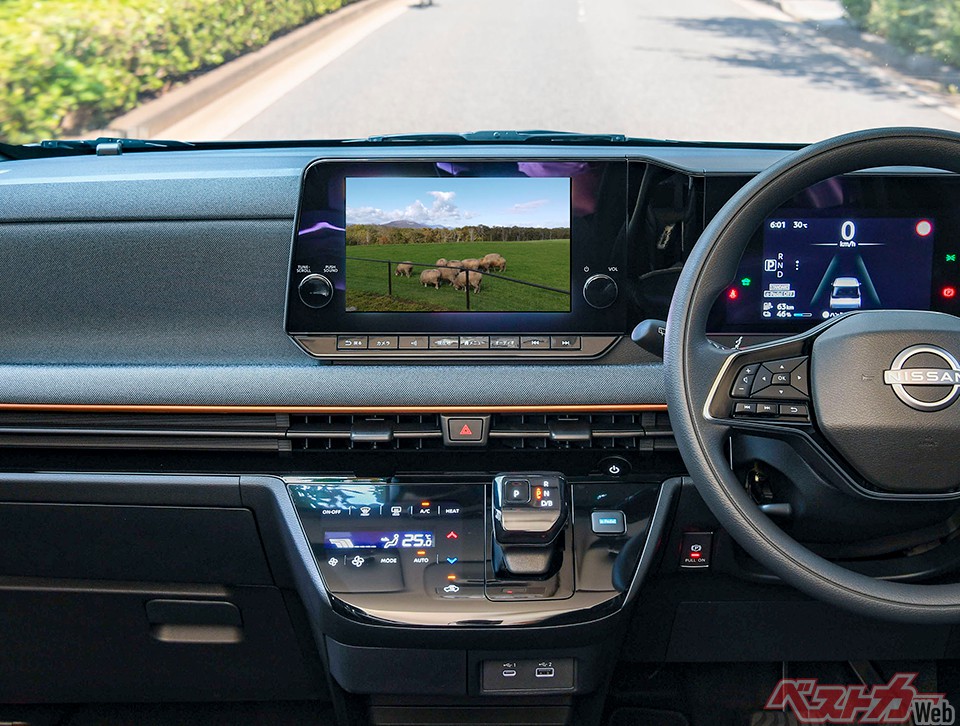 最新の日産製電気自動車に対応 新型サクラとアリアでも走行中にテレビが視聴できるTV-KIT