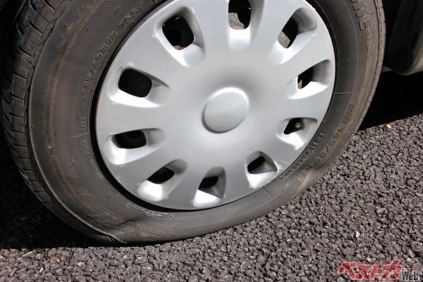 タイヤはクルマの生命線!! 事故を防ぐために押さえておくべきは足元！
