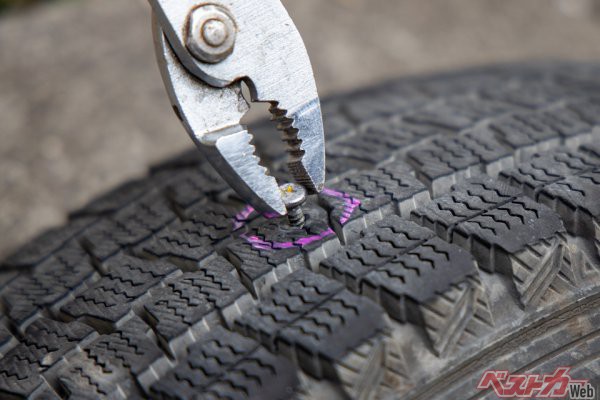 タイヤはクルマの生命線!! 事故を防ぐために押さえておくべきは足元！