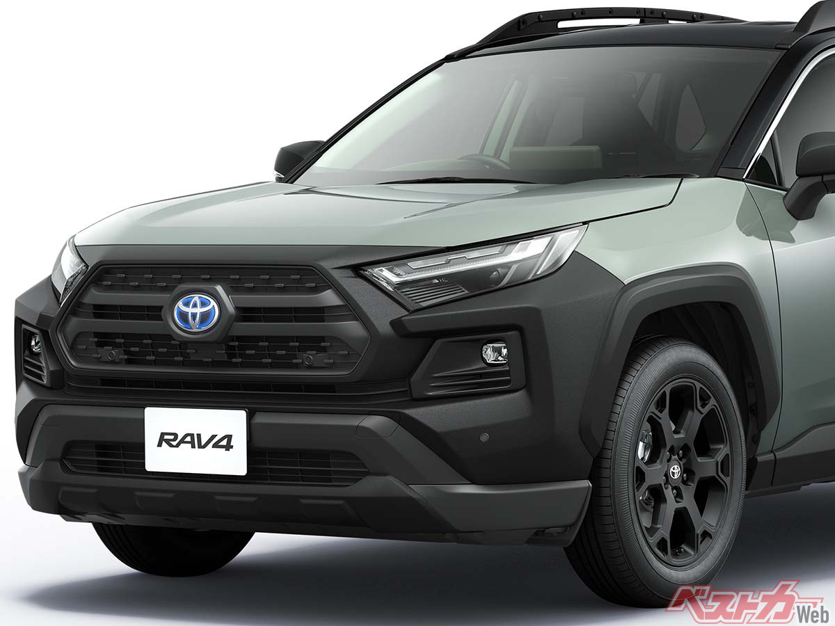 純正「漆黒ワイルド仕様」キター! 安全装備も進化で隙がない! RAV4が一部改良で大幅進化 - 自動車情報誌「ベストカー」