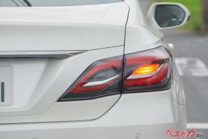 便利? 余計なお世話?? 法的に問題も??? ワンタッチウインカーは本当に必要な装備か