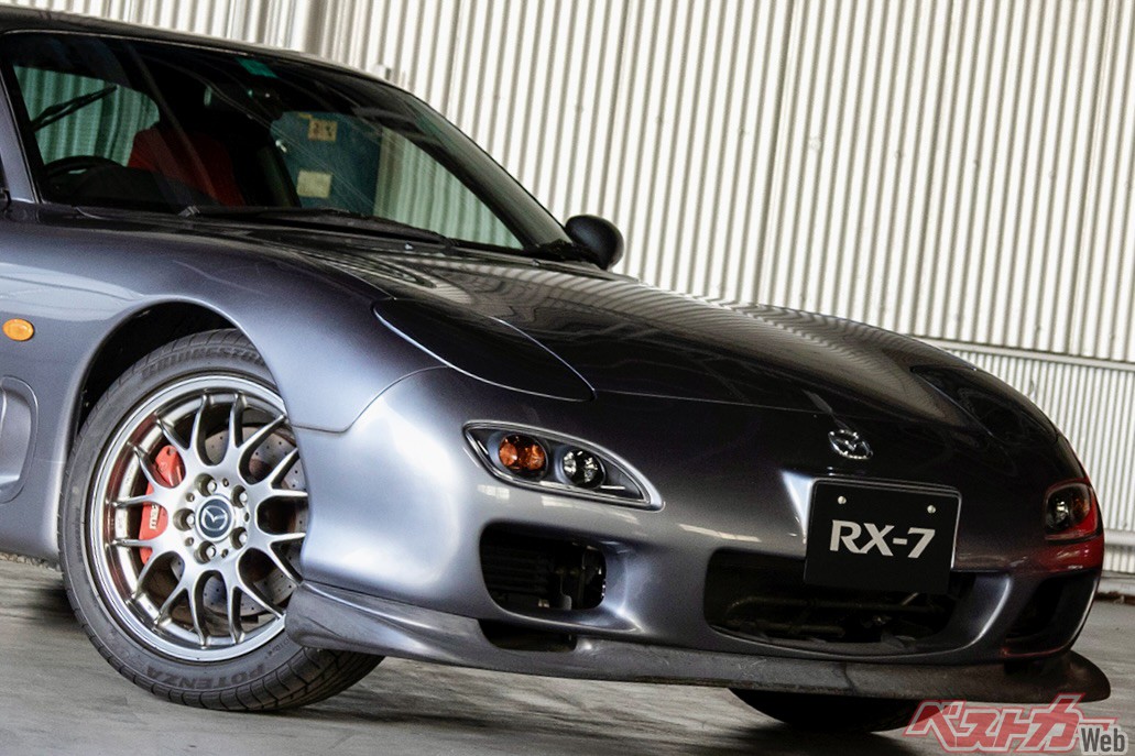 マツダRX-7中古最高価格2000万円超!?? 「高橋啓介」「安室透」の愛車の魅力とは?