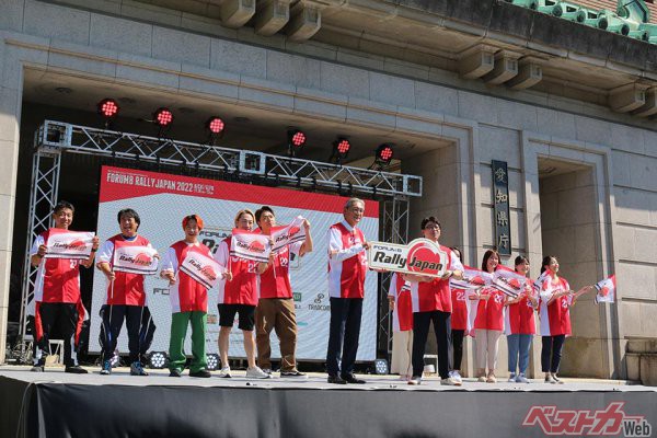 ラリージャパン開催1カ月前に愛知県庁前で実施されたイベントの写真。世界中からトップドライバーが集まる大イベントとなる
