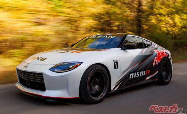 ツインチューブの車高調サス、19インチのNISMO LM-RS1にBS製RE71RSという足回りに800hpのチューニングエンジンで武装