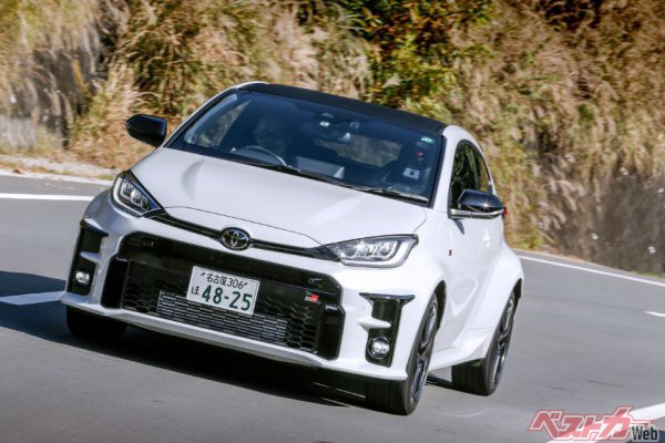 Rally2の場合、市販車ベースのエンジンを使用しなければならず、GR ヤリスRally1が4気筒なのに対して、GRヤリスRally2は3気筒となるはず。また排気量の上限は1620ccで、GRヤリスの1618ccという排気量はぴったりと収まり、改めてGRヤリスがWRCとラリーを見据えたモデルであることがわかる