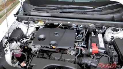 パワートレインは、2Lガソリンエンジンと2.5Lハイブリッドの2種類。2.5Lハイブリッドには電動式4WDの「E-Four」も用意されている