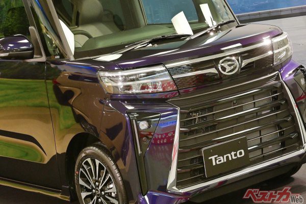 ホンダ N-BOX対スズキ スペーシア対ダイハツ タント 軽ライバル3強の ホンダ N-BOX対スズキ スペーシア対ダイハツ タント 軽ライバル3強の