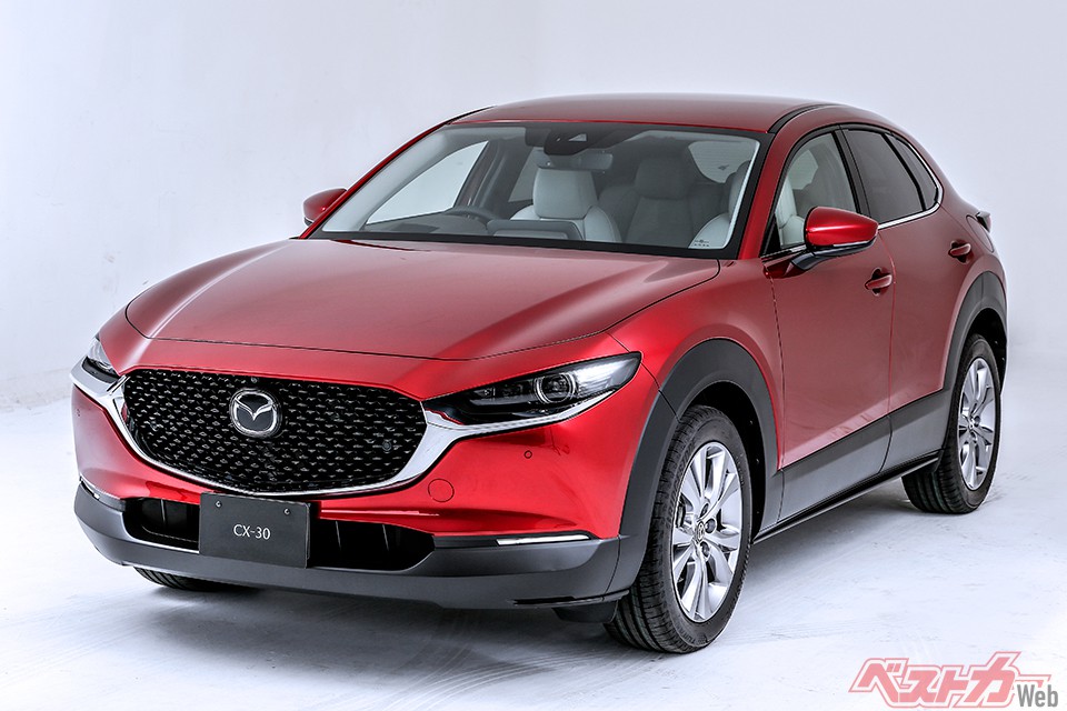 マツダ CX-30。300万円前後(2WDで充分)という価格も現実的。貯金、励もうっと!