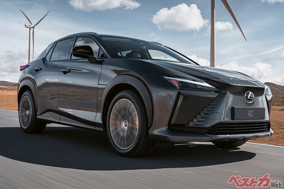 年内に登場する新型EV、レクサスRZもe-TNGAを採用。その魅力はいかに?(画像はプロトタイプ)