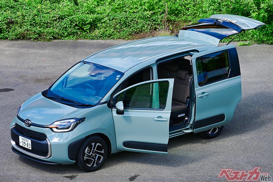 ガチなライバル、ホンダ・フリードもそうだが使い勝手に関しては「鬼のように」研究。それがウリなのだ