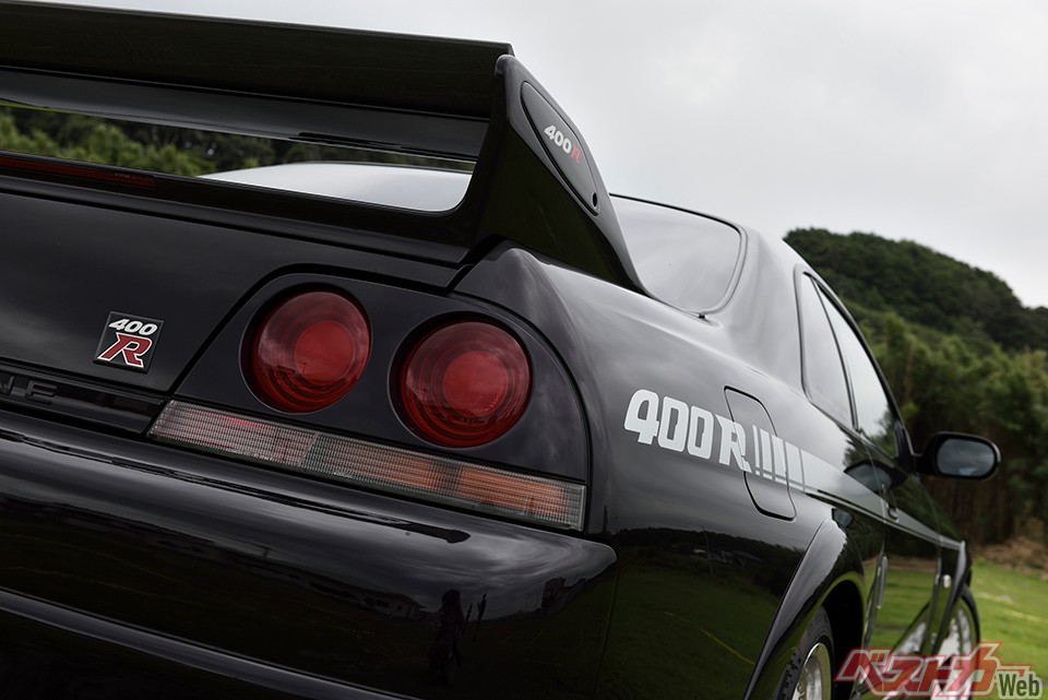 余りの高値で入札ストップ! 1億超の値が付いた伝説のNISMO 400Rってどんなクルマ?