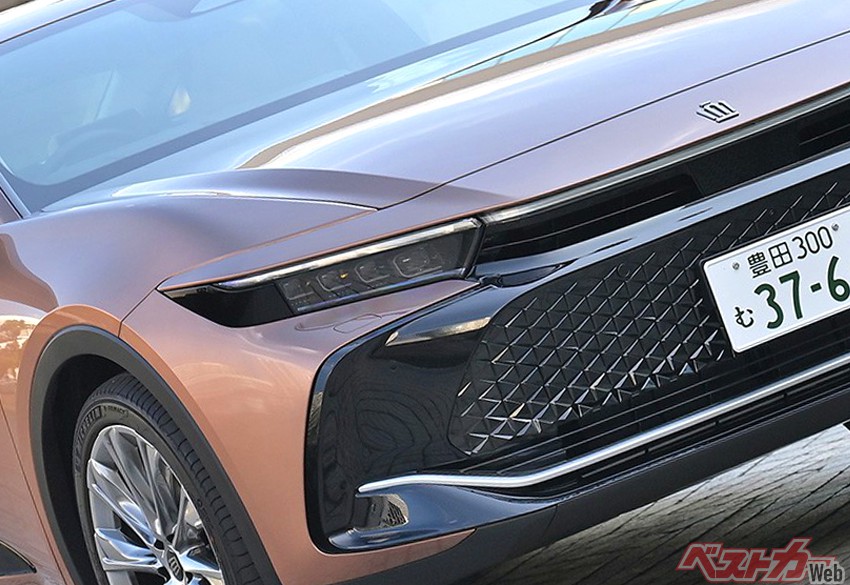 これが造りたかったのね! 新型クラウンの「ベストバイ」 RSグレード試乗で体感した乗り味が強烈すぎた!