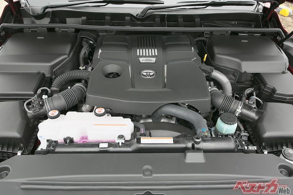 試乗車のパワートレインは3.5LのV6ツインターボガソリンエンジン（最高出力415ps/最大トルク650Nm）。これに10速ATを組み合わせる