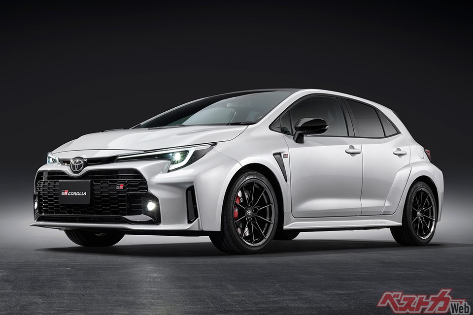 岡本幸一郎氏が残念カーに選んだのはトヨタ GRカローラ。「どうせなら“世界標準”の2Lターボでトヨタの底力を見せてほしかった……でも、いつか乗ったら考えがまるっきり変わりそうな気もするけど(笑)」