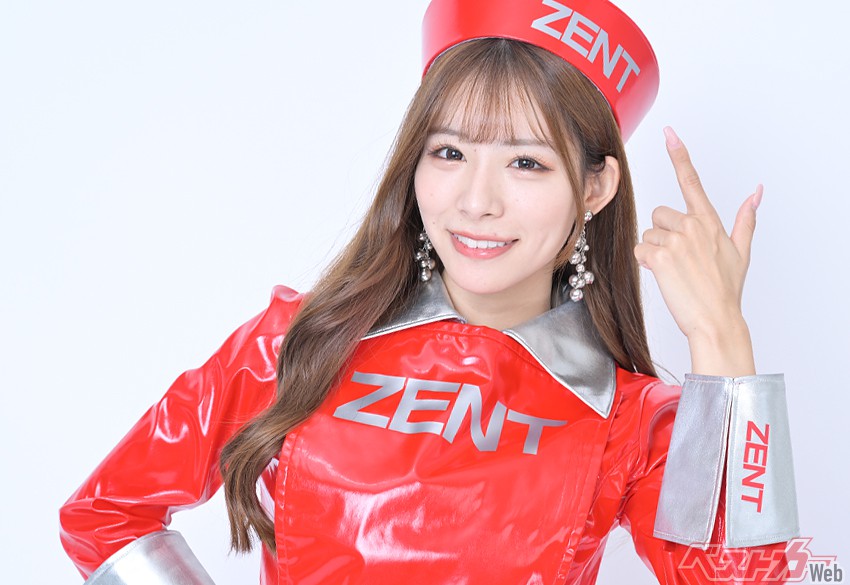 23年最初はA-classとしてTASを盛り上げます! レースクイーン 花乃衣美優 from TGR TEAM ZENT CERUMO
