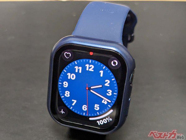 筆者所有の「Apple Watch Series8」。これを購入することで衝突事故検出機能に対応できる