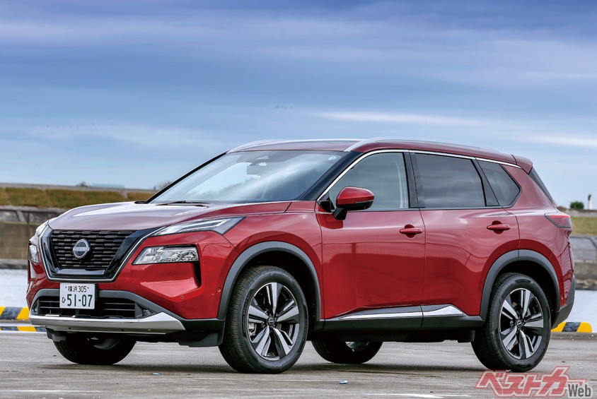 鈴木直也氏が1位に選んだのは日産 エクストレイル(価格:319万8800円〜504万6800円 ※オーテック含む)