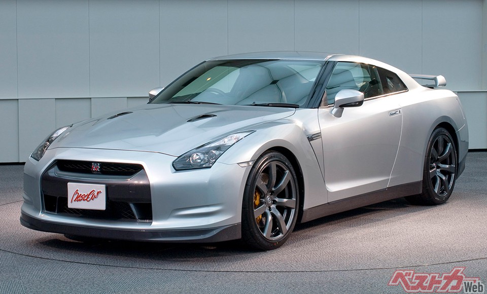 日産 GT-Rは2007年デビューだがら、登場当時のユーザー車両は自動車税が高くなっている